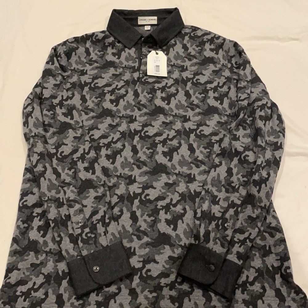 Crosby & Howard gray Camo pull over shirt